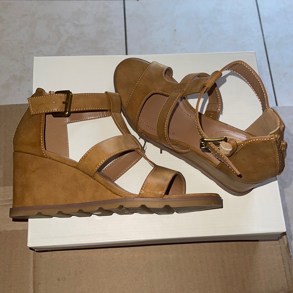 Style & CO Wedges Size 9M
